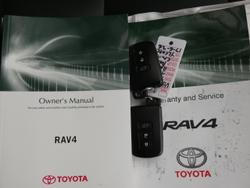 2016 Toyota RAV4 Cruiser (4x4)