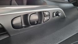 2021 Nissan Navara ST-X