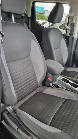 2021 Nissan Navara ST-X