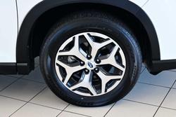 2024 Subaru Forester 2.5i