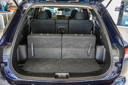 2025 Mitsubishi Outlander LS