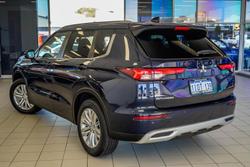 2025 Mitsubishi Outlander LS