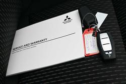 2024 Mitsubishi Outlander LS