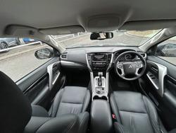 2018 MITSUBISHI PAJERO SPORT GLS