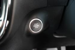 2022 Volvo XC40 Ultimate B5 Dark