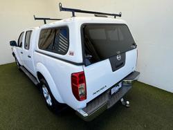 2013 Nissan Navara ST