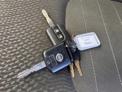 2013 Nissan Navara ST