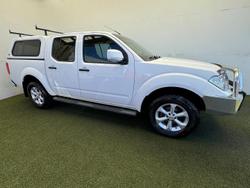 2013 Nissan Navara ST