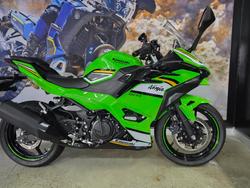 2025 Kawasaki NINJA 500 SE (LAMS) GREEN