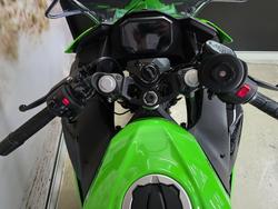 2025 Kawasaki NINJA 500 SE (LAMS) GREEN