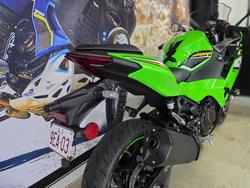 2025 Kawasaki NINJA 500 SE (LAMS) GREEN