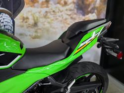 2025 Kawasaki NINJA 500 SE (LAMS) GREEN