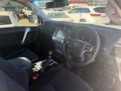 2020 Toyota Prado PRADO DSL WGN AT GXL 4277430 003