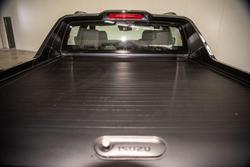 2025 Isuzu D-MAX X-TERRAIN