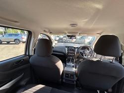 2024 Nissan Navara SL
