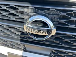 2024 Nissan Navara SL