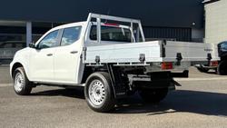 2024 Nissan Navara SL