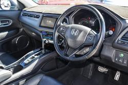 2017 Honda HR-V VTi-L