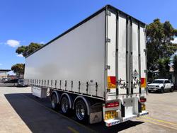 2018 Maxitrans St3 22 Pallet Sd Curtain Sider (2840Mm Side)