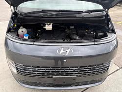 2021 Hyundai STARIA Highlander