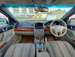 2006 Mitsubishi 380 LS