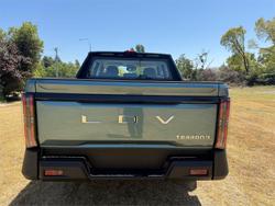 2025 LDV TERRON 9 EVOLVE