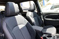 2025 Subaru Forester Touring S6 MY26 AWD Crystal White