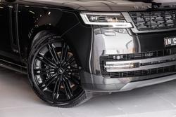 2022 Land Rover Range Rover P530 Autobiography