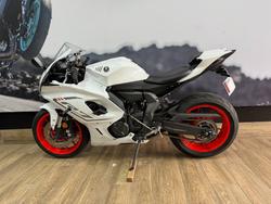2023 Yamaha YZF-R7LA WHITE