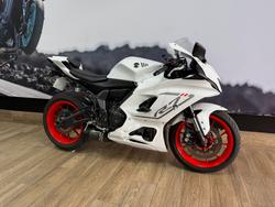 2023 Yamaha YZF-R7LA WHITE