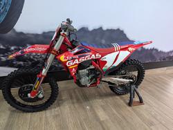 2022 GASGAS MC 450F TROY LEE DESIGNS RED