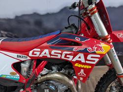 2022 GASGAS MC 450F TROY LEE DESIGNS RED