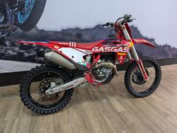 2022 GASGAS MC 450F TROY LEE DESIGNS RED