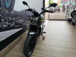 2023 CFMOTO 300 CL-X WHITE