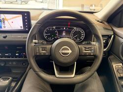 2025 Nissan X-TRAIL ST-L