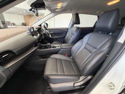 2024 Nissan X-TRAIL ST-L