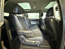 2025 Kia Carnival GT-Line HEV