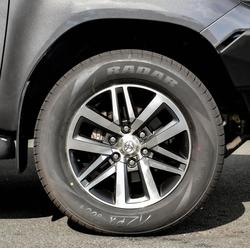 2019 Toyota Hilux SR5