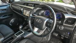 2019 Toyota Hilux SR5