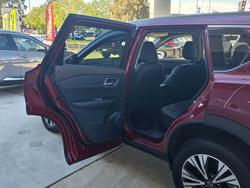 2025 Nissan X-TRAIL ST-L e-POWER