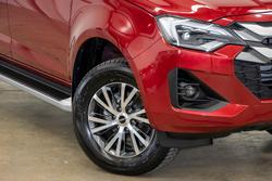 2025 Isuzu D-MAX LS-U