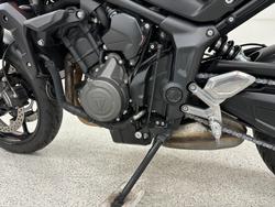 2023 Triumph TRIDENT 660 MATT BAJA ORANGE