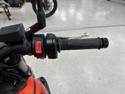 2023 Triumph TRIDENT 660 MATT BAJA ORANGE