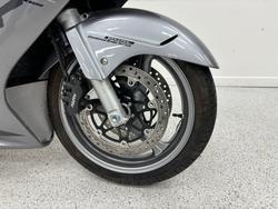2006 Honda CBR1100XX (SUPER BLACKBIRD) Silver
