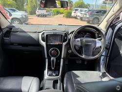 2017 Isuzu MU-X LS-T