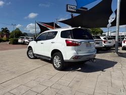 2017 Isuzu MU-X LS-T