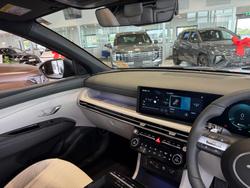 2026 Hyundai Tucson Hybrid Premium