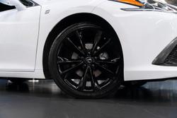 2022 Lexus ES 300h F Sport AXZH10R White Nova