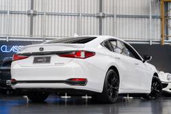 2022 Lexus ES 300h F Sport AXZH10R White Nova