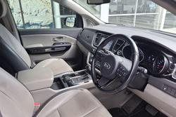 2015 Kia Carnival SLi